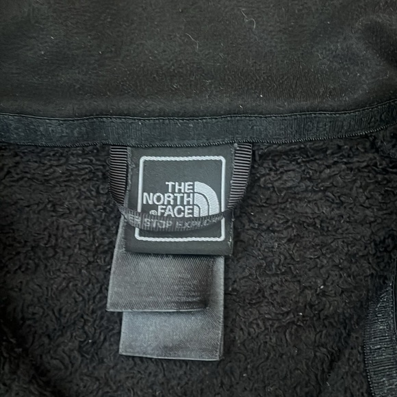 The North Face Osito Fleece Jacket Black
Wht Logo Size L - Picture 10 of 12
